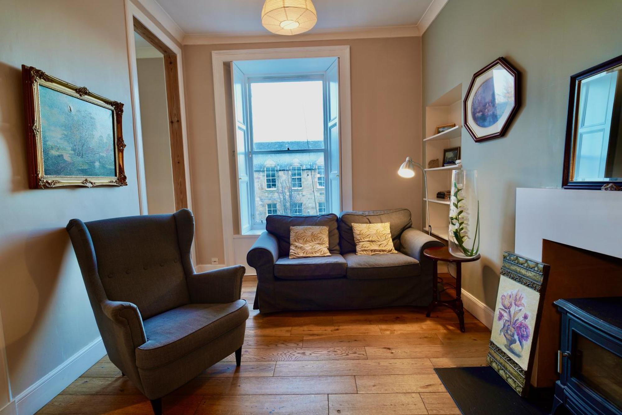Spacious 2 Bed Apt Next To Royal Mile & Waverley Единбург Екстериор снимка