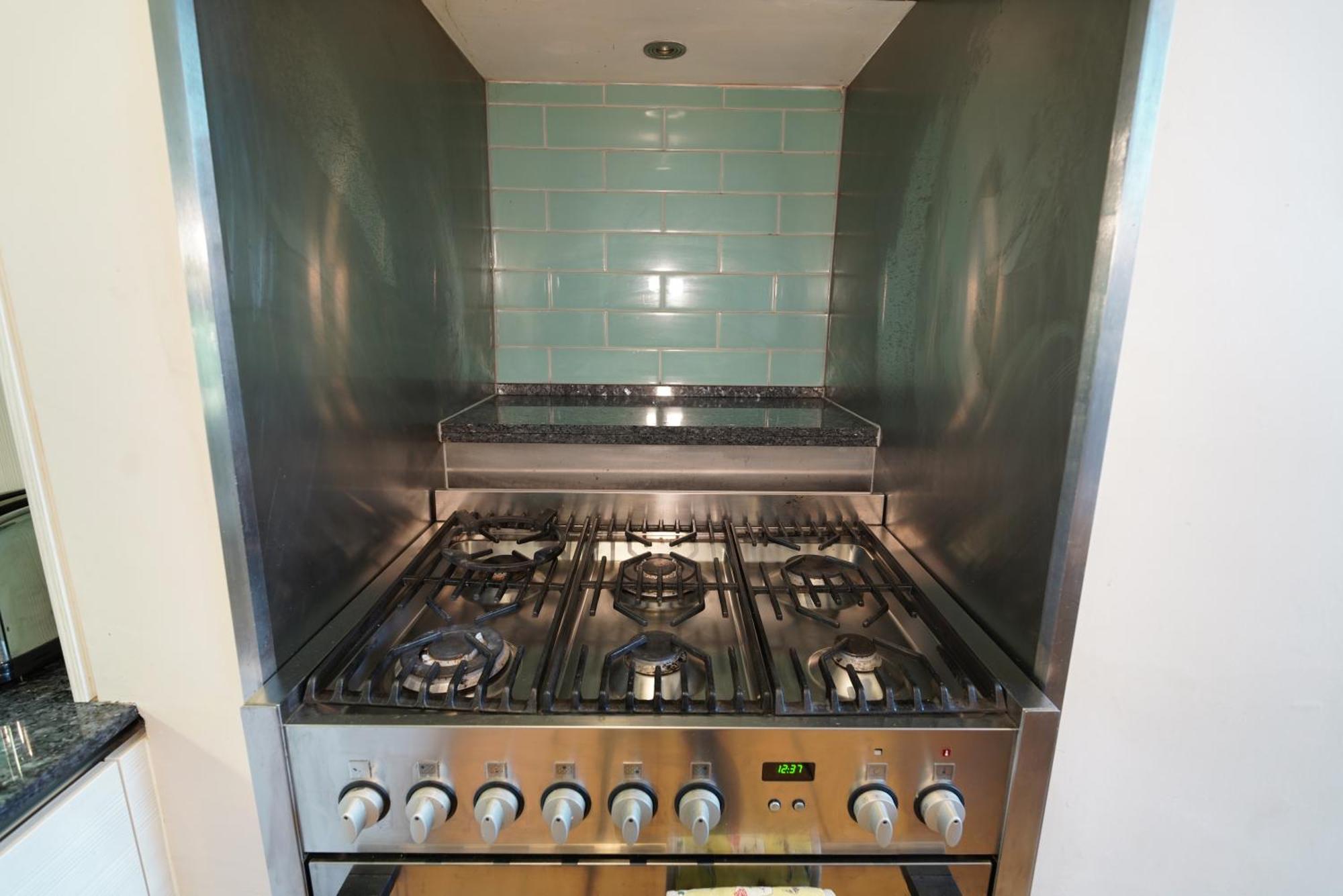 Spacious 2 Bed Apt Next To Royal Mile & Waverley Единбург Екстериор снимка